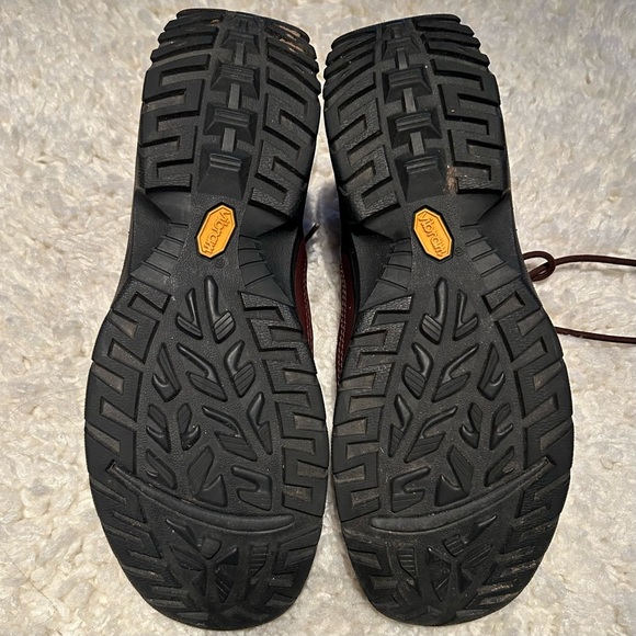 UGG Vibram Leather Lace-Up Chukka Boots Men’s Size 10.5 - Picture 12 of 12